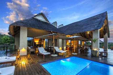 𝗧𝗛𝗘 𝟭𝟬 𝗕𝗘𝗦𝗧 Hotels in Limpopo Province 2024 (from ₱1,628).
